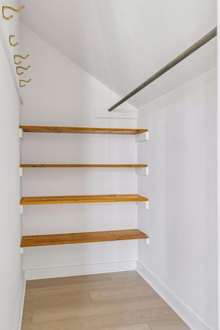 1871 Hyacinth Avenue E, Saint Paul, MN 55119