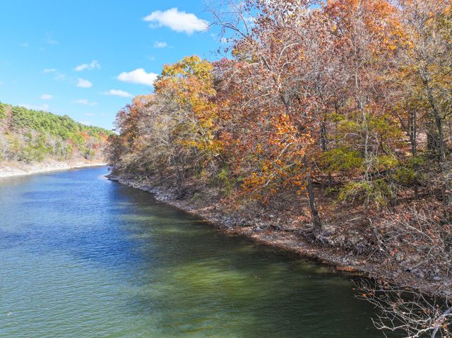 59001 E 325 Lane, Grove, OK 74344