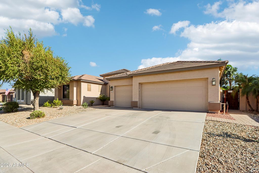 18473 W MARCONI Avenue, Surprise, AZ 85388 — photo 2