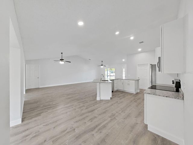 10328 RAINBOW OAKS DRIVE, Hudson, FL 34667