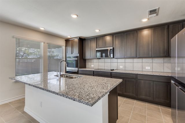 1567 Dukeswood Drive, Princeton, TX 75407