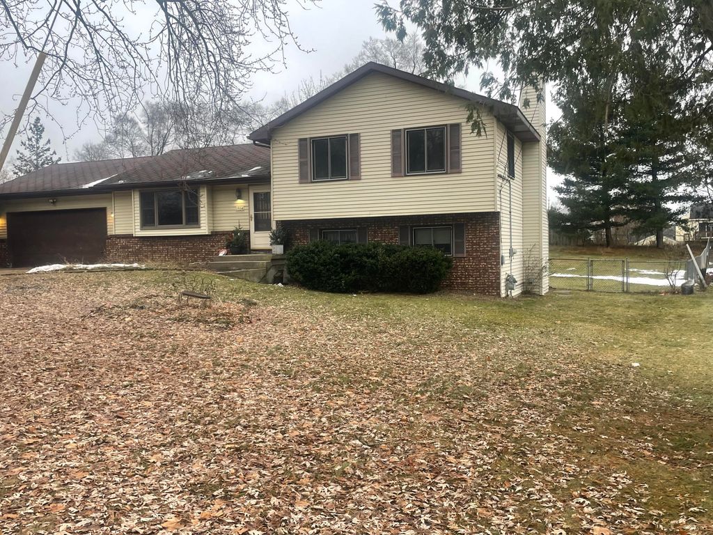 1964 Bluehill Drive NE, Grand Rapids, MI 49525