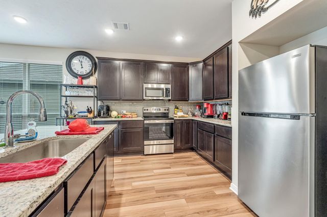 1946 Chief Street, Bryan, TX 77807