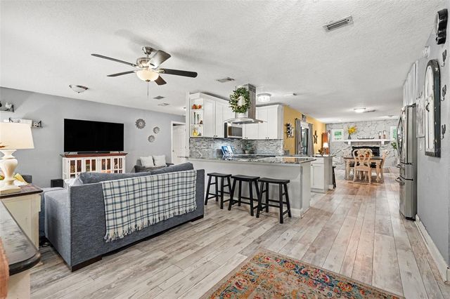 534 LEVERETT ROAD, Seffner, FL 33584