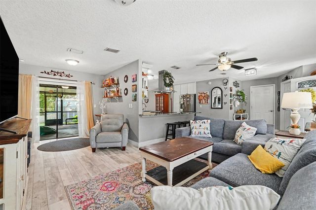 534 LEVERETT ROAD, Seffner, FL 33584