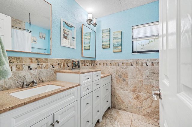 534 LEVERETT ROAD, Seffner, FL 33584