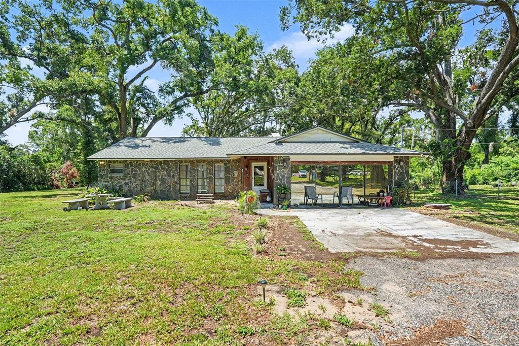 534 LEVERETT ROAD, Seffner, FL 33584