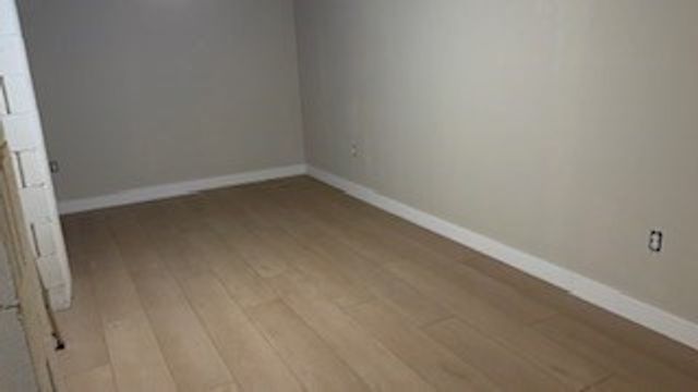 22 Hall Street 2, Plymouth, MA 02360