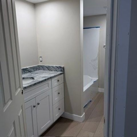 22 Hall Street 2, Plymouth, MA 02360
