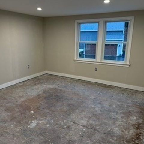 22 Hall Street 2, Plymouth, MA 02360