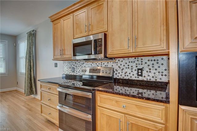 5106 Bayport LNDG, Suffolk, VA 23435