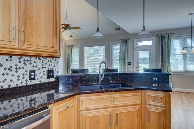 5106 Bayport LNDG, Suffolk, VA 23435