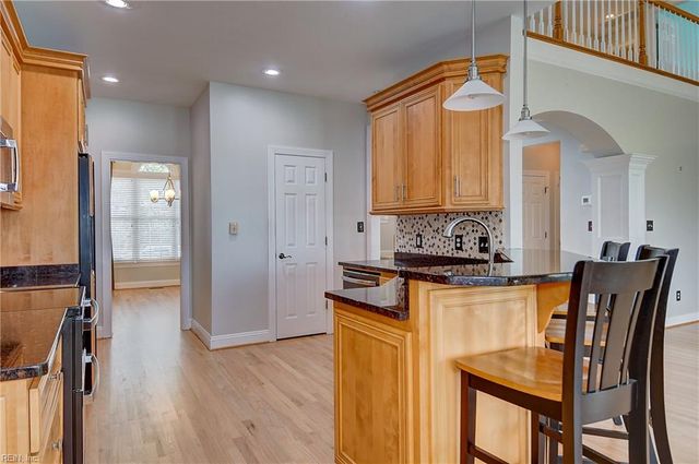 5106 Bayport LNDG, Suffolk, VA 23435