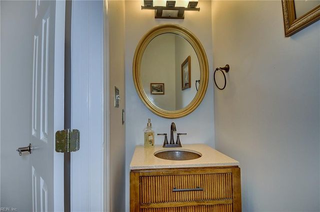 5106 Bayport LNDG, Suffolk, VA 23435