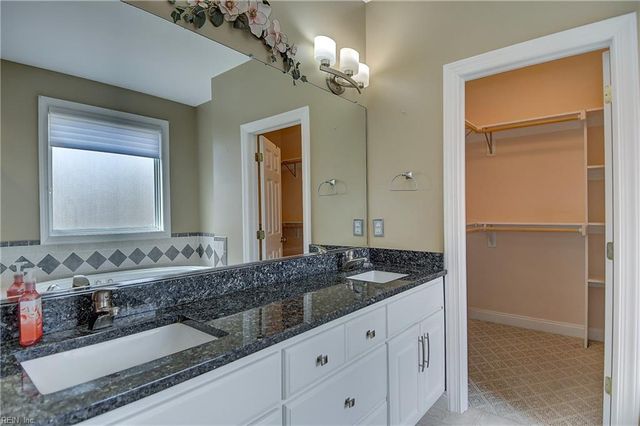 5106 Bayport LNDG, Suffolk, VA 23435