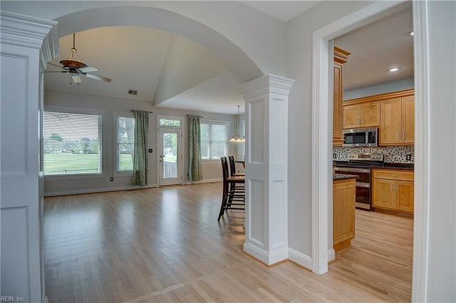 5106 Bayport LNDG, Suffolk, VA 23435