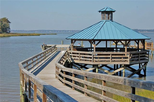 5106 Bayport LNDG, Suffolk, VA 23435