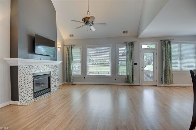 5106 Bayport LNDG, Suffolk, VA 23435