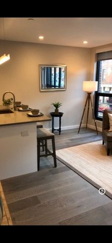 244 Hanover 510, Boston, MA 02113