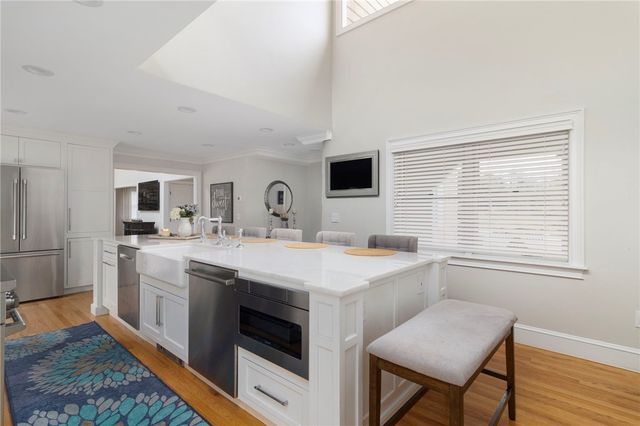 99 Blackstone Avenue, Warwick, RI 02889