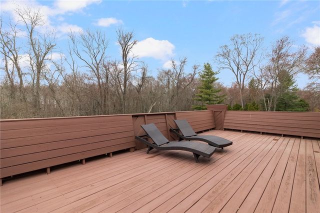 99 Blackstone Avenue, Warwick, RI 02889