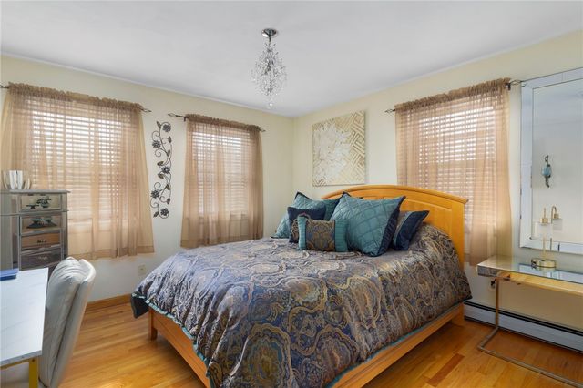 99 Blackstone Avenue, Warwick, RI 02889