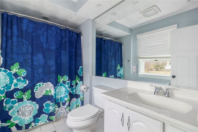 99 Blackstone Avenue, Warwick, RI 02889