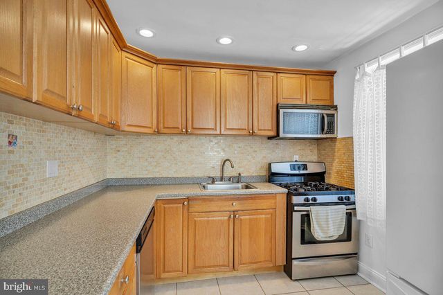 3111 TEESDALE ST, Philadelphia, PA 19152
