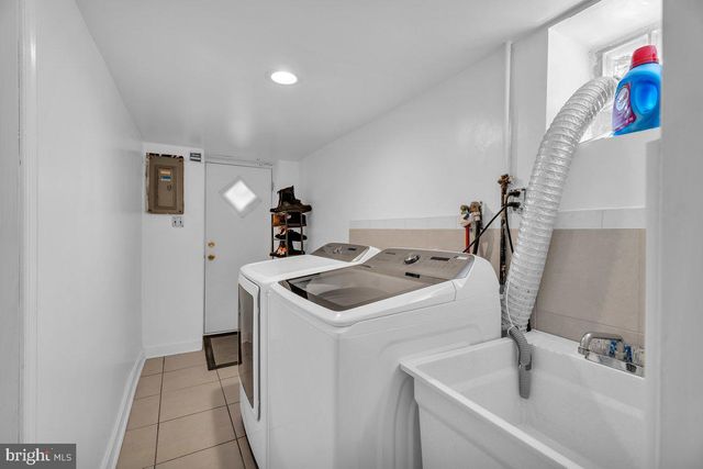 3111 TEESDALE ST, Philadelphia, PA 19152