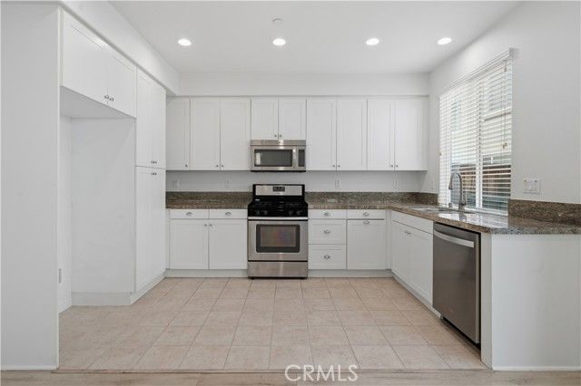 425 Colony Drive, Fullerton, CA 92832