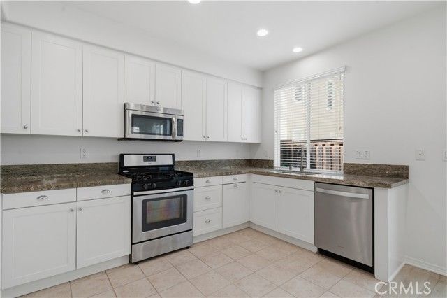 425 Colony Drive, Fullerton, CA 92832