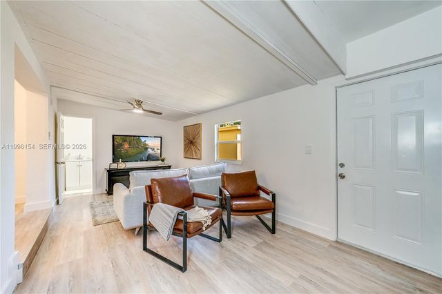 1164 NW 45th Ave, Lauderhill, FL 33313