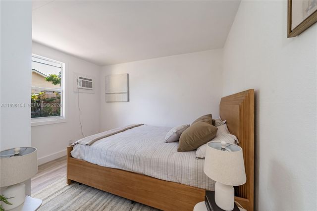 1164 NW 45th Ave, Lauderhill, FL 33313