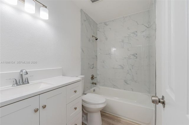 1164 NW 45th Ave, Lauderhill, FL 33313