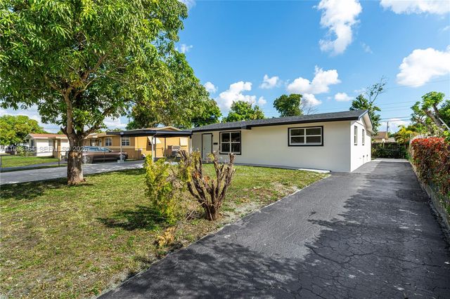 1164 NW 45th Ave, Lauderhill, FL 33313