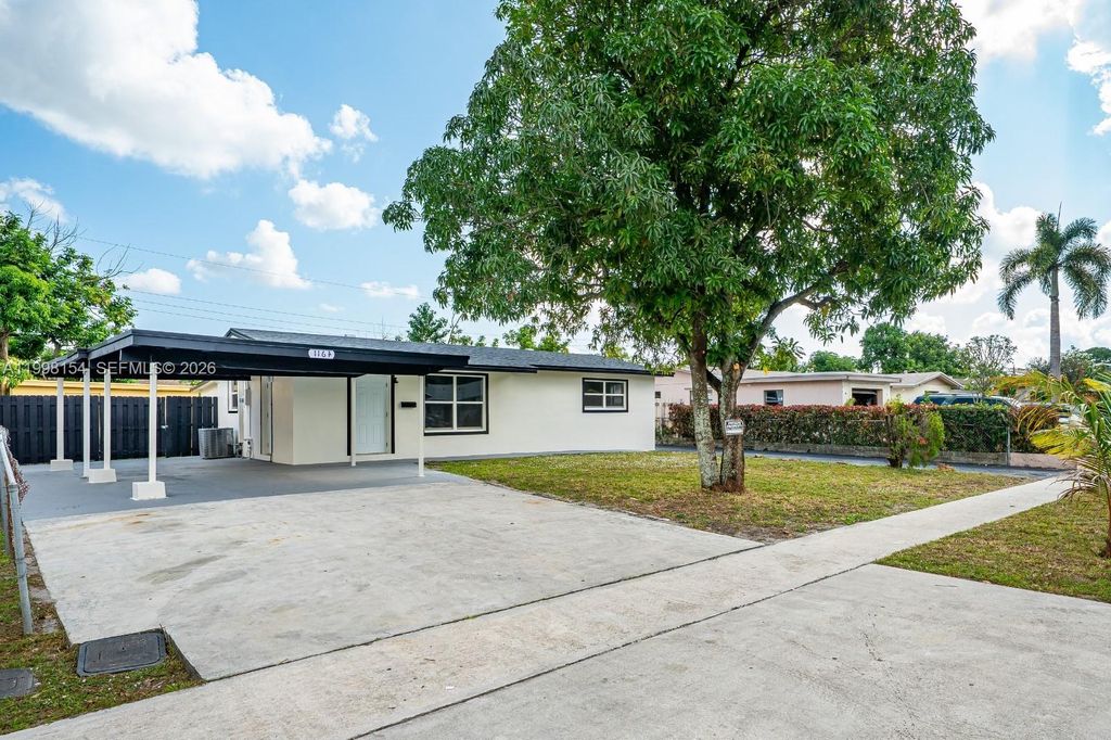 1164 NW 45th Ave, Lauderhill, FL 33313