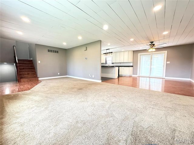 8757 US RT 50, Lebanon, IL 62254