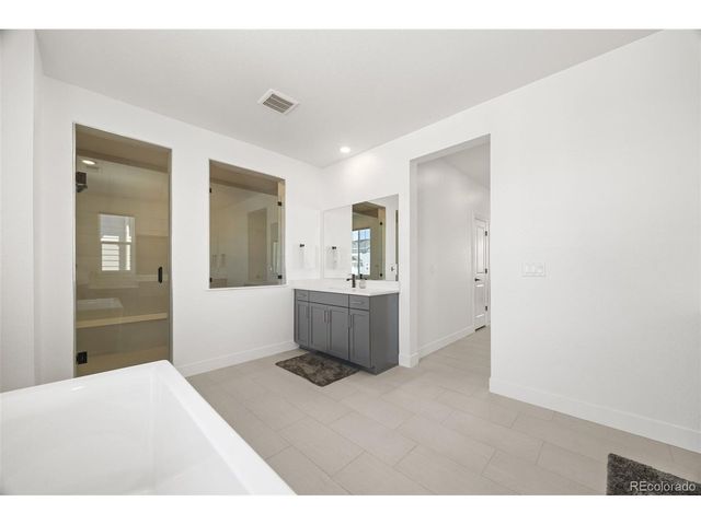 16526 Black Rose Cir, Parker, CO 80134