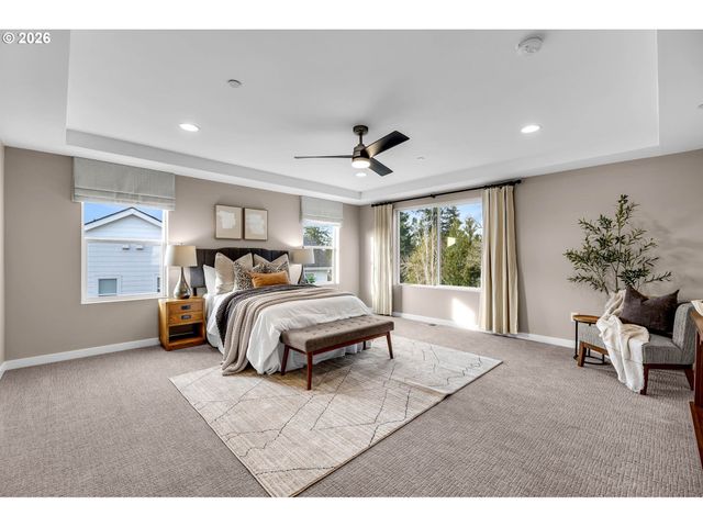 901 W MAGNOLIA Loop, Washougal, WA 98671