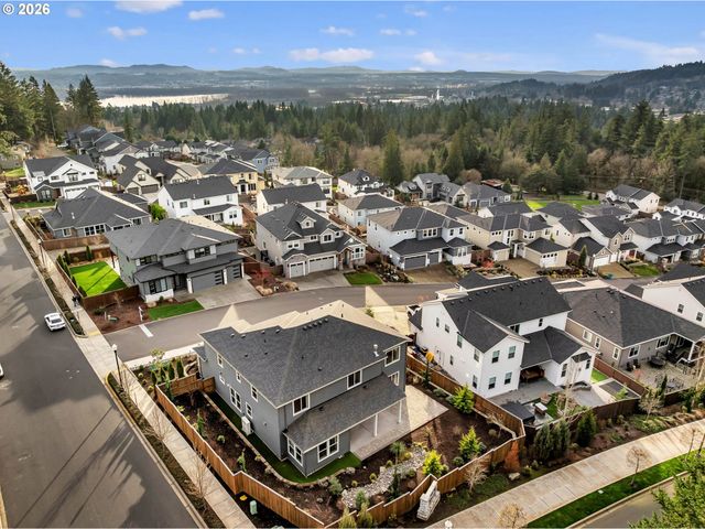 901 W MAGNOLIA Loop, Washougal, WA 98671