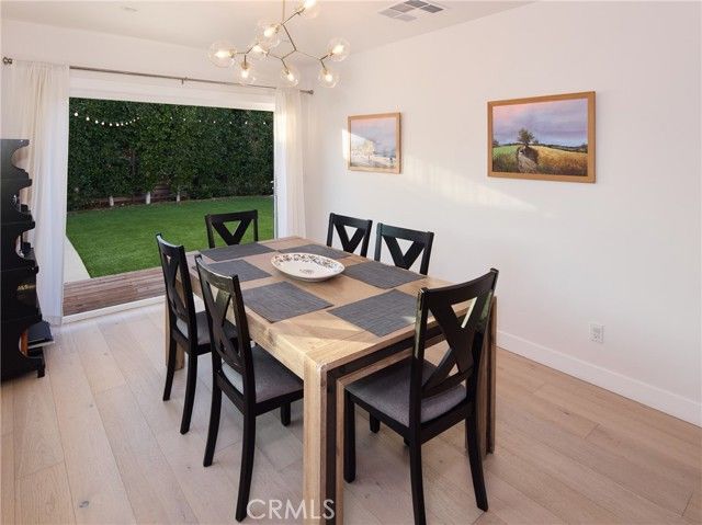 7413 Naylor, Los Angeles, CA 90045