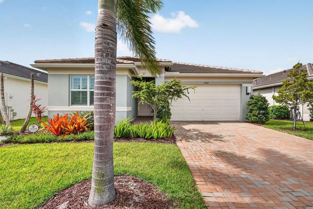 12762 SW Clear Water Way, Port St. Lucie, FL 34987