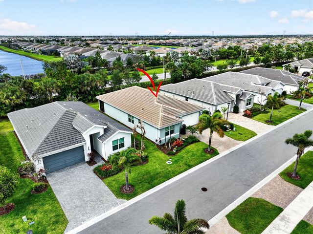 12762 SW Clear Water Way, Port St. Lucie, FL 34987