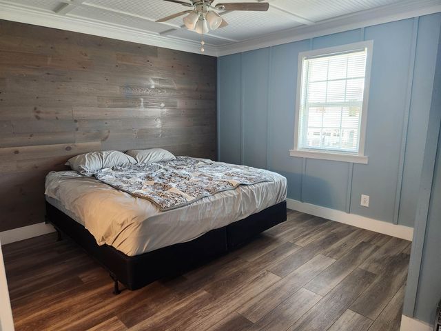 137 Memory Ln, Grand Isle, LA 70358