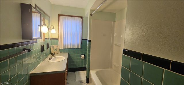 1616 Union Street, Cuyahoga Falls, OH 44221