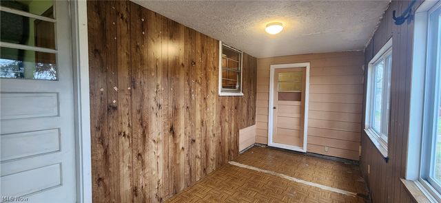 1616 Union Street, Cuyahoga Falls, OH 44221