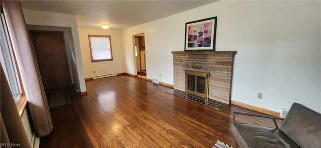 1616 Union Street, Cuyahoga Falls, OH 44221