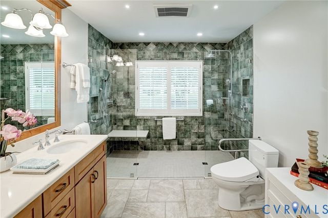 5017 Park Commons Loop, Glen Allen, VA 23059