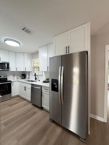 1309 Sunshine Drive, Crestview, FL 32539