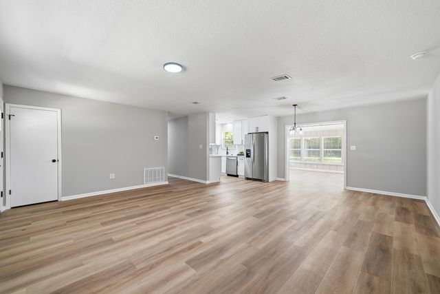 1309 Sunshine Drive, Crestview, FL 32539